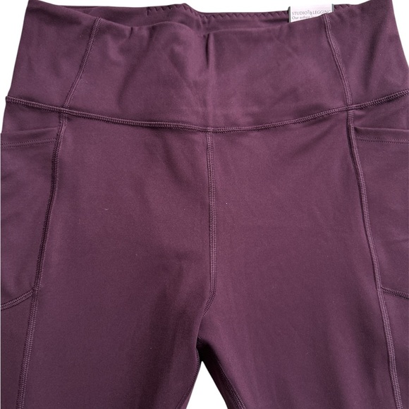 Victoria's Secret Studio 7/8 Leggings - Picture 3 of 6